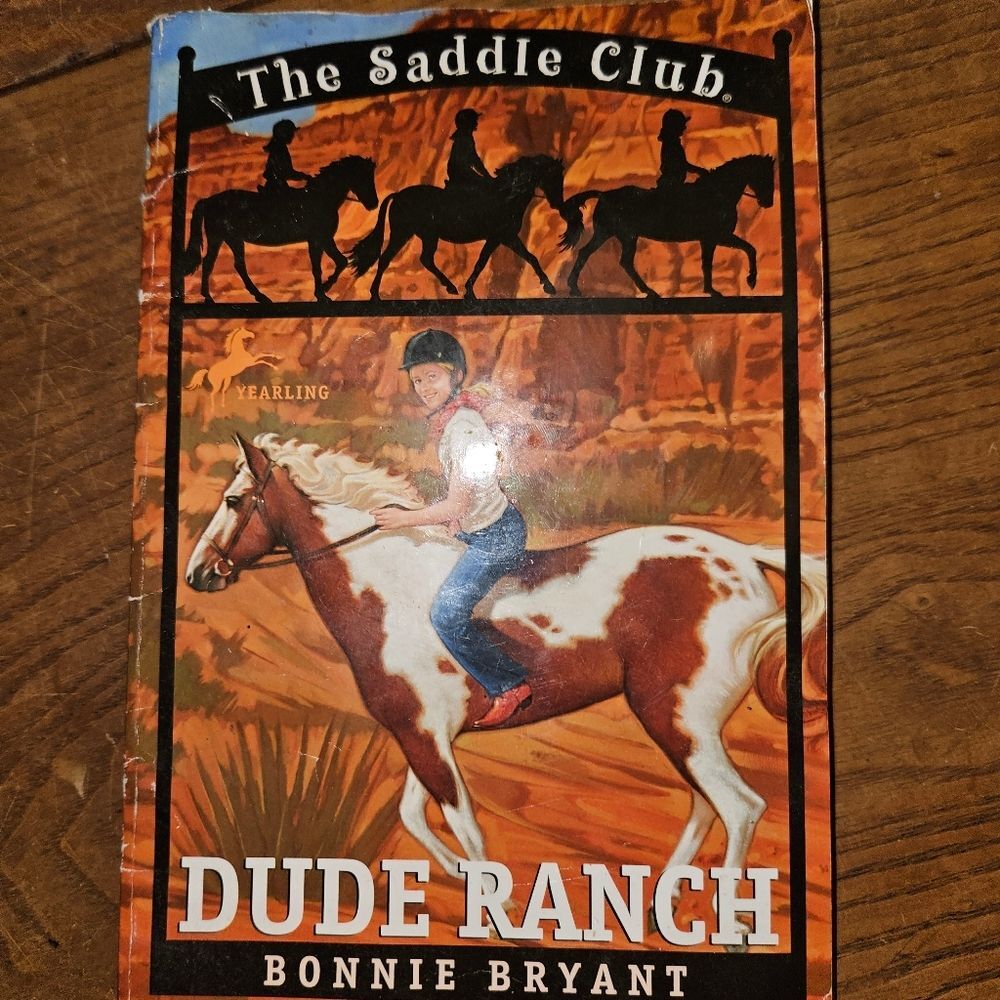The Saddle Club‎ Dude Ranch by Bonnie Bryant Fair Condition Paperback